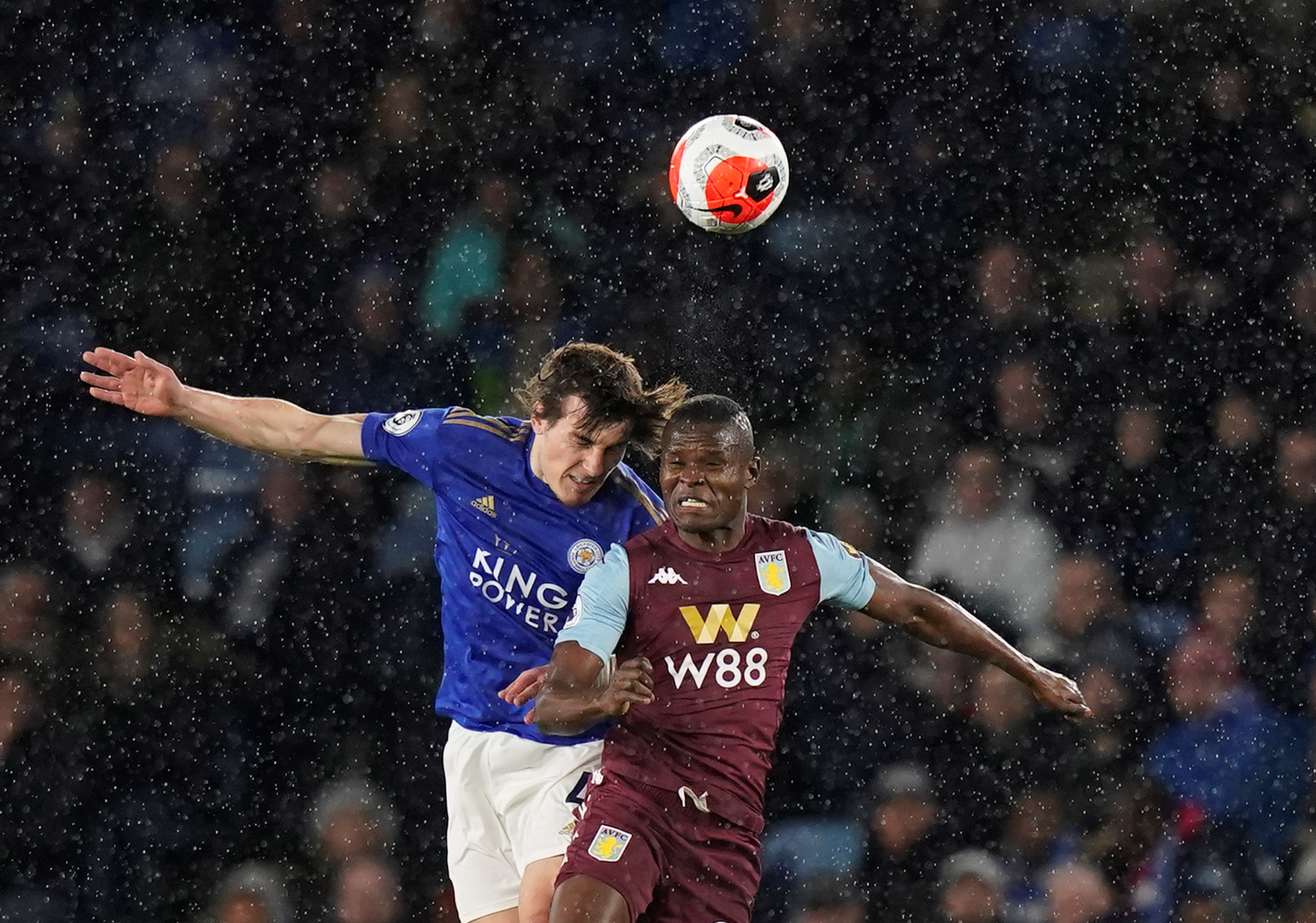 球迷们的共 球迷们的共