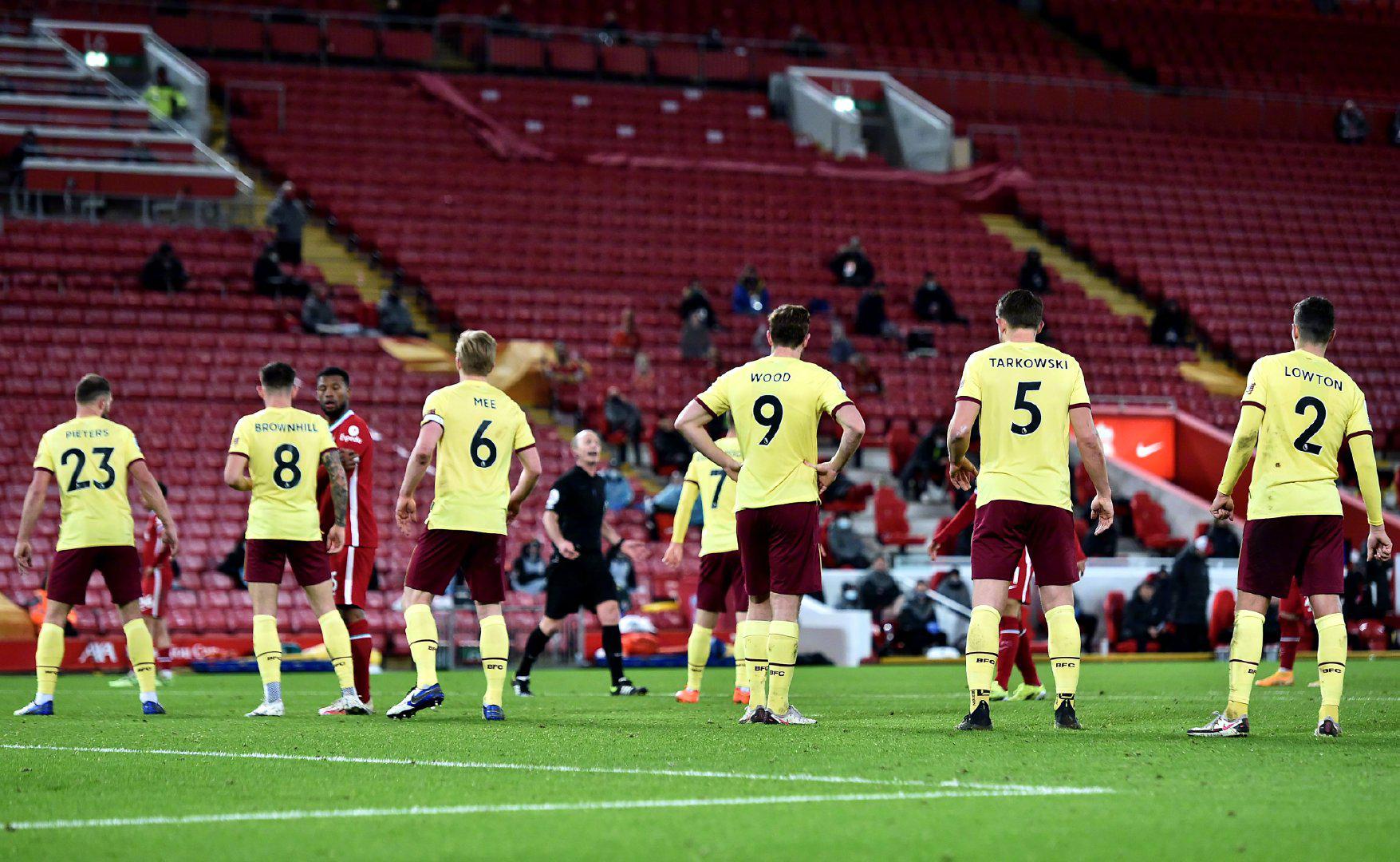 穩定的前鋒 穩定的前鋒